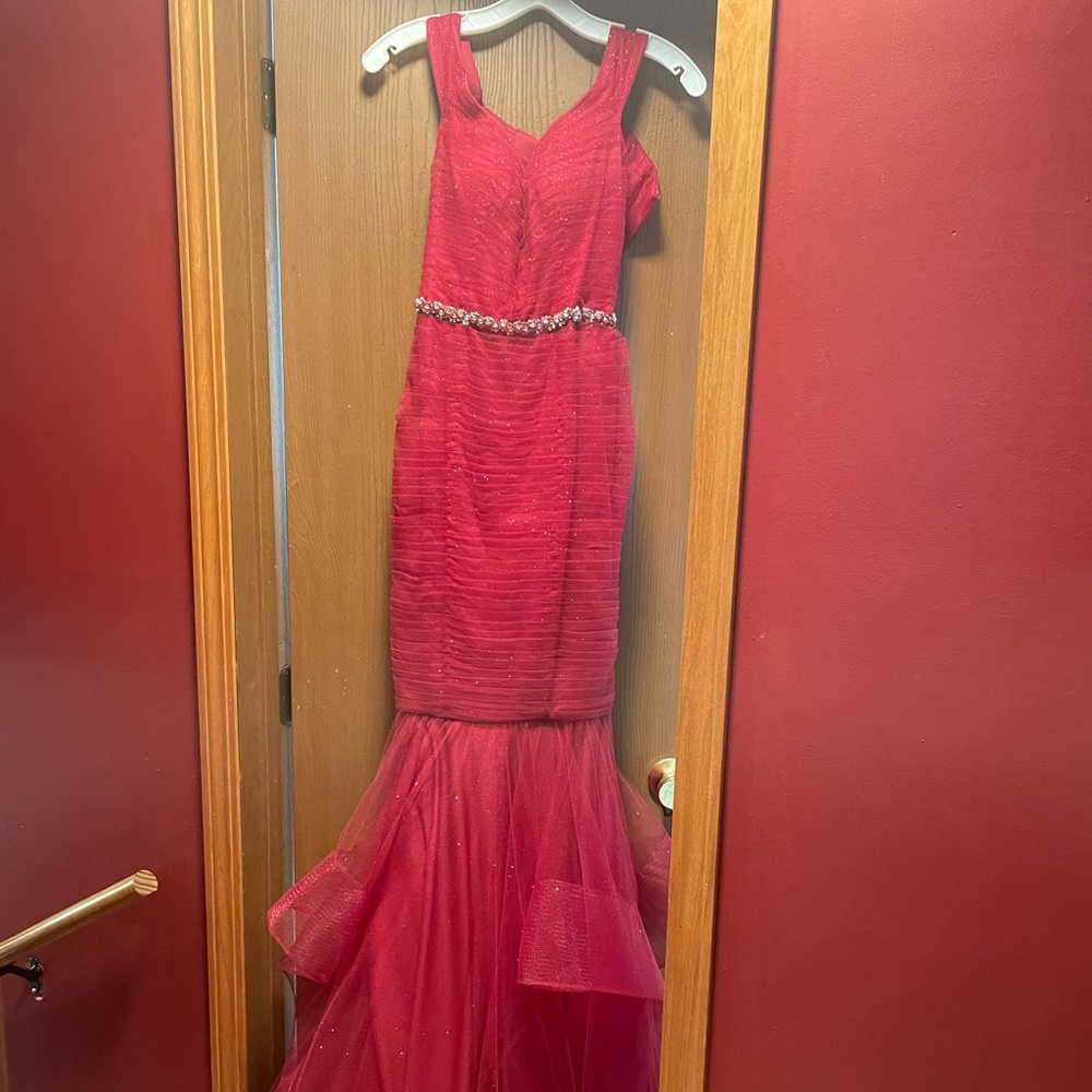 Prom dress worn once good condition